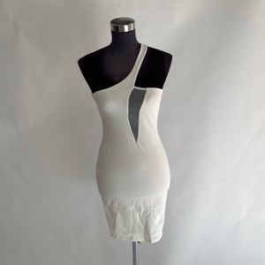 Cherry Mellow One Shoulder Asymmetrical Neck Cut-out White Bodycon Mini Dress